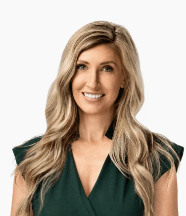 Headshot of Amanda Howerton