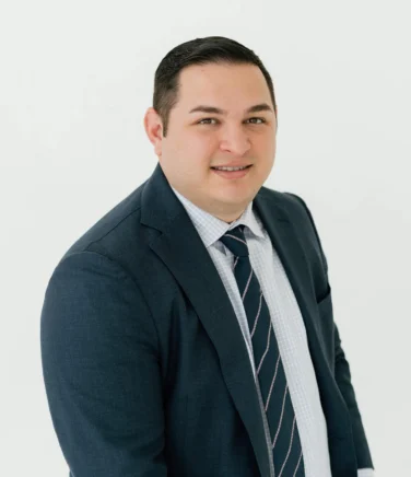 Headshot of Cameron Stewart