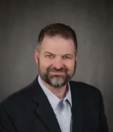 Headshot of Chris Gordon