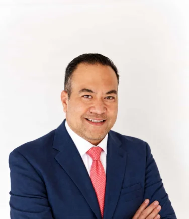 Headshot of Frank Maglang