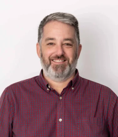 Headshot of Ian Oberg