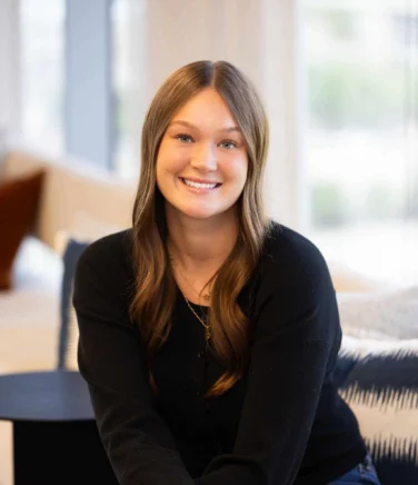 Headshot of Lauren McCarty