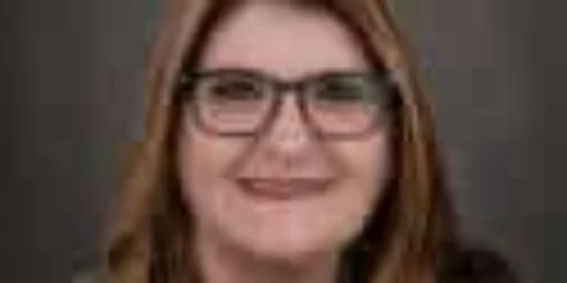 Headshot of Lisa Hankal