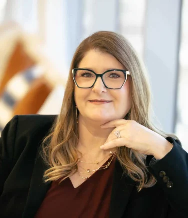 Headshot of Lisa Hankal