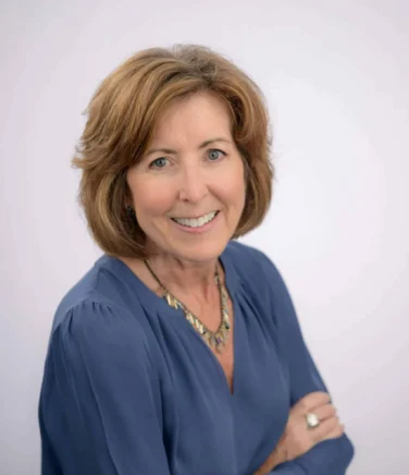 Headshot of Lori Soley