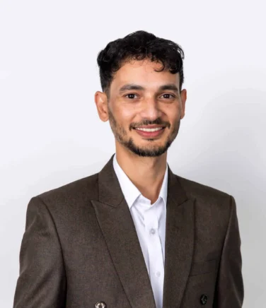 Headshot of Pravesh Hamal