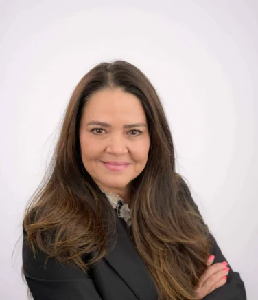 Headshot of Rosie Andrade