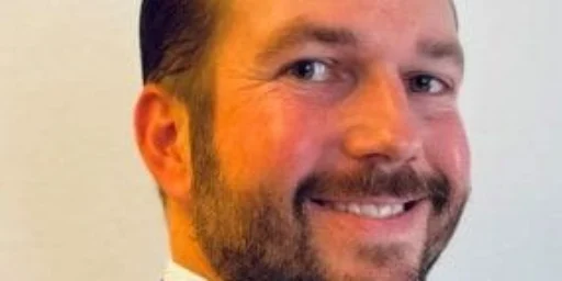 Headshot of Russell Pallesen