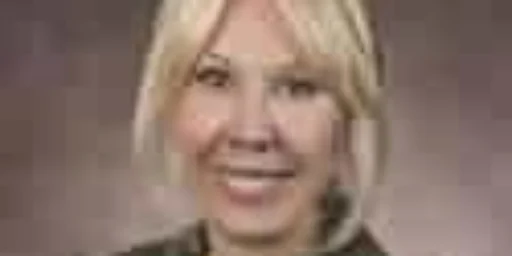 Headshot of Teri Pickering